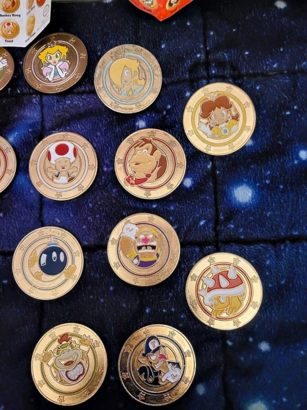 Mario Wonderball Coin Set - Picture 7 of 9
